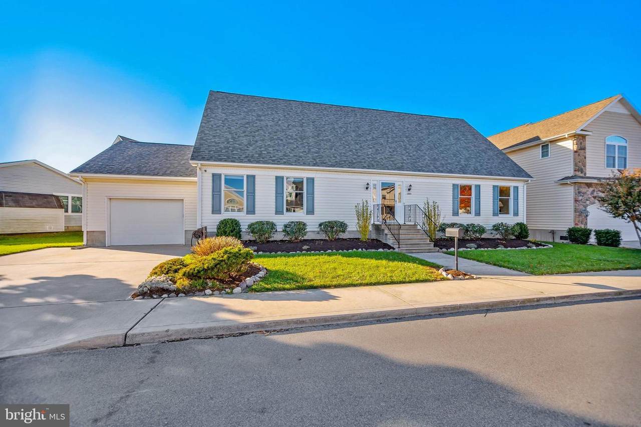 13803 Sea Captain Road - Photo 1