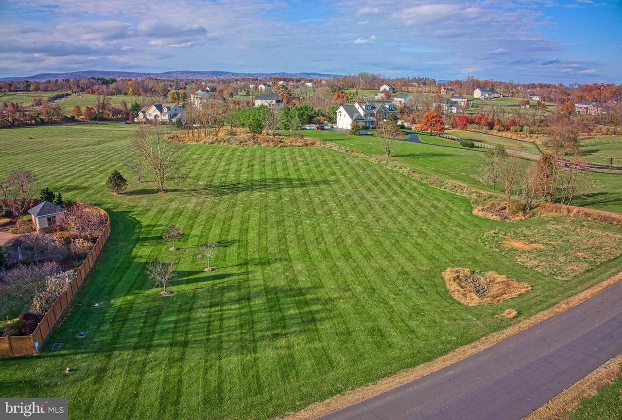 16099 Waterford Creek Circle - Photo 1