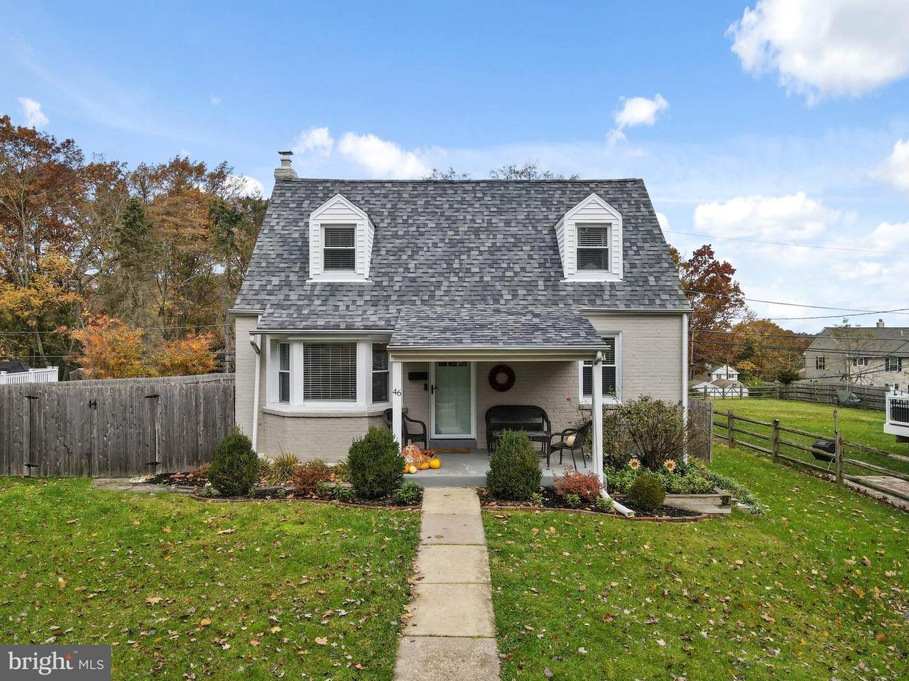 46 Surrey Drive - Photo 1