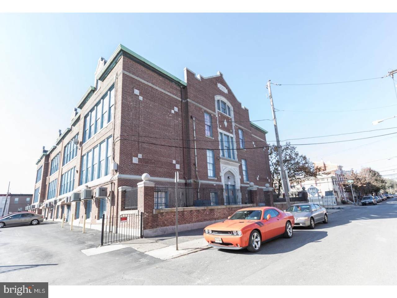 1050 Montgomery Avenue - Photo 1