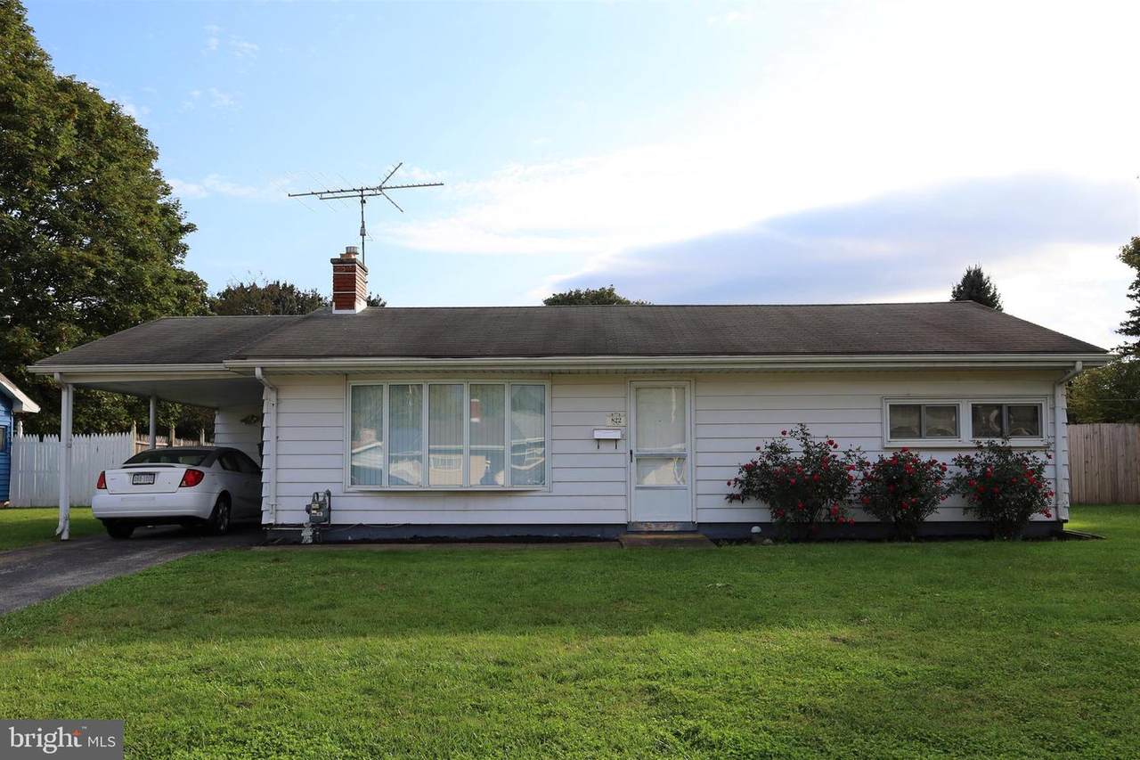 822 Fireside Road - Photo 1