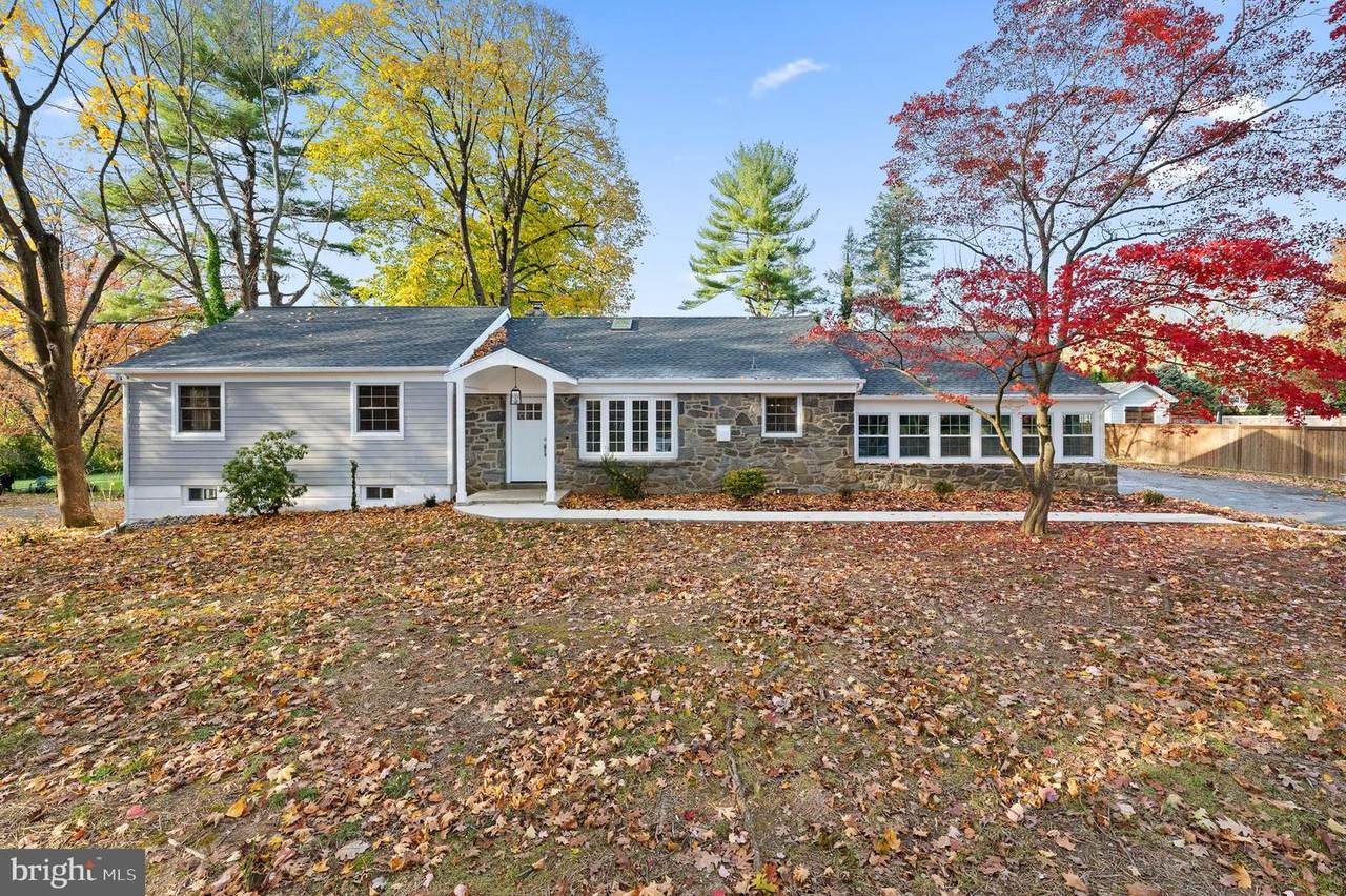 547 Walker Road - Photo 1