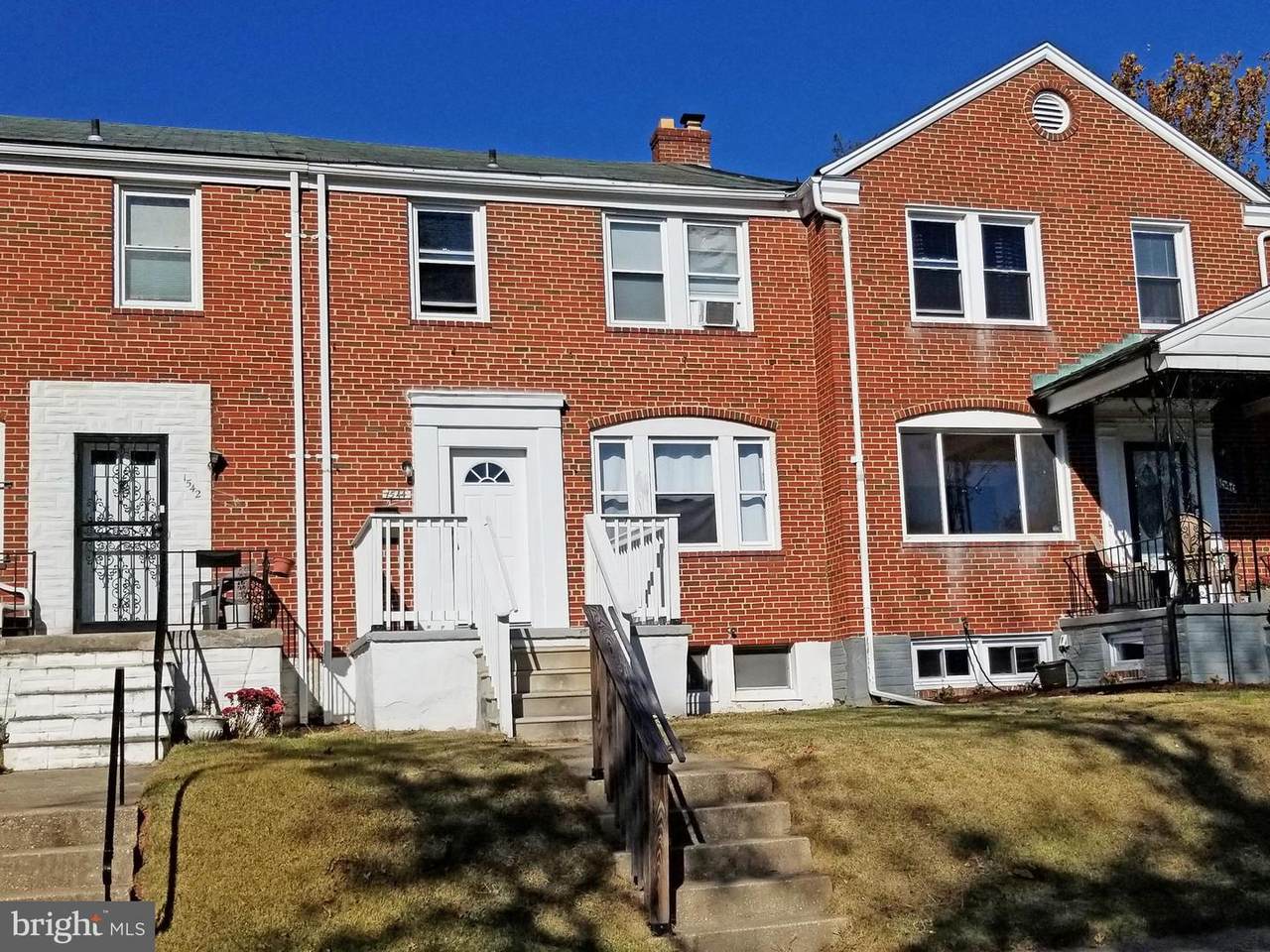 1544 Oakridge Road - Photo 1