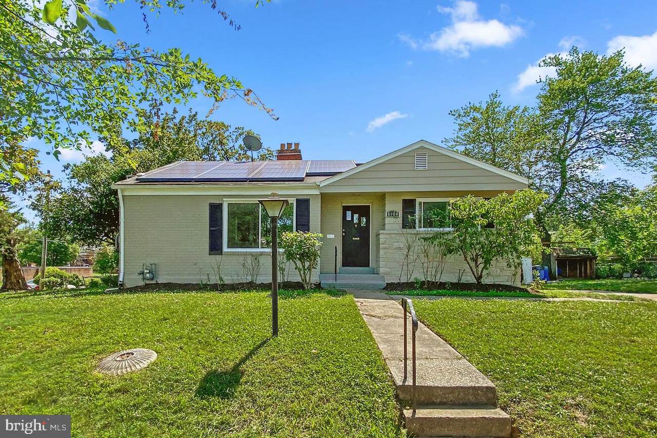 8100 Hammond Avenue - Photo 1