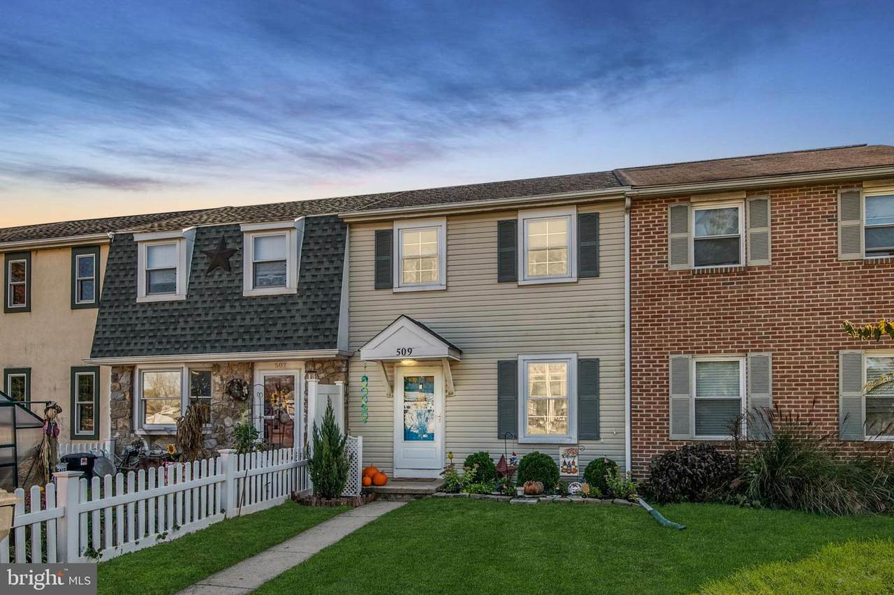 509 Manor Place - Photo 1