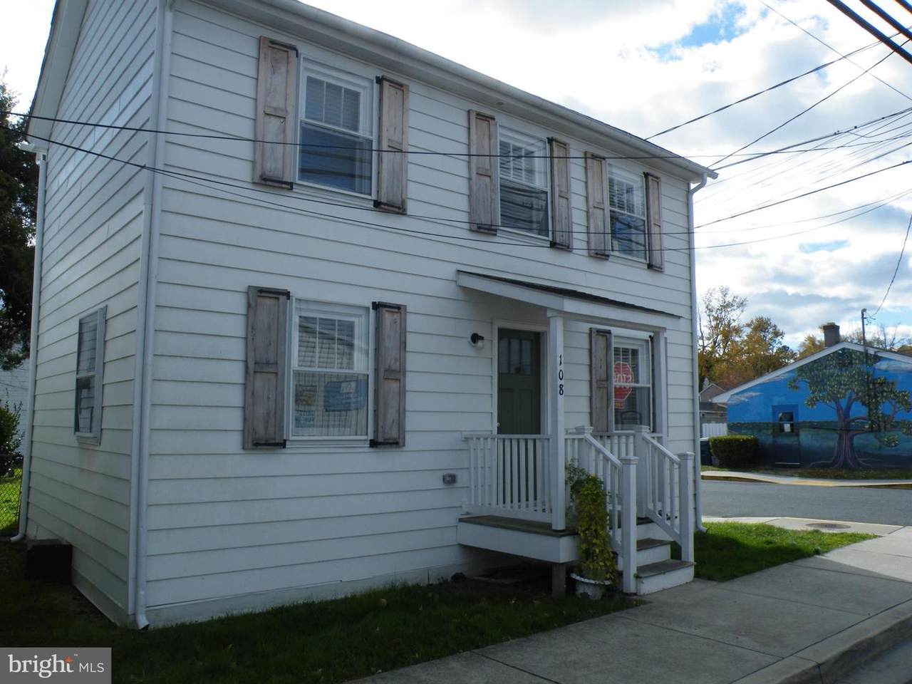 108 Railroad - Photo 1