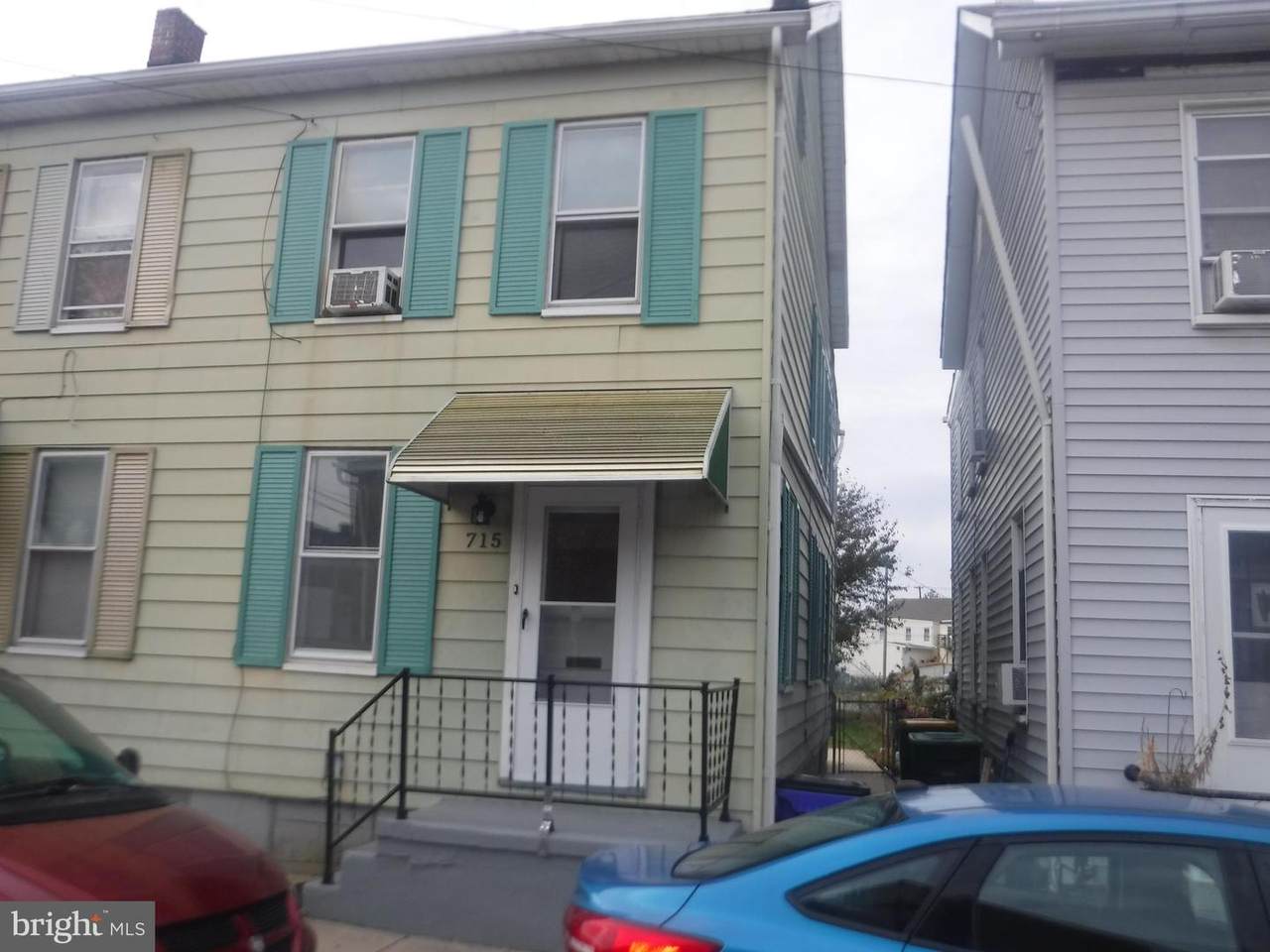 715 Locust Street - Photo 1
