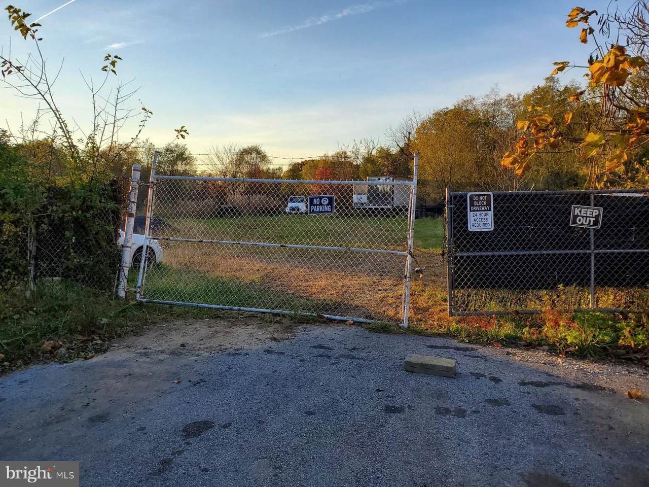 2911 Huron Street - Photo 1