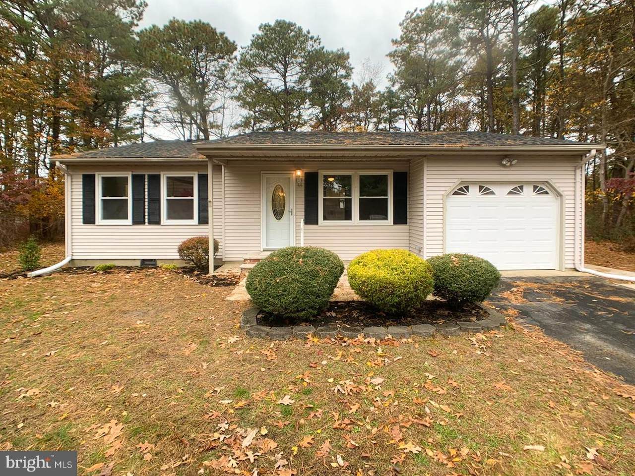 44 Norwalk Avenue - Photo 1