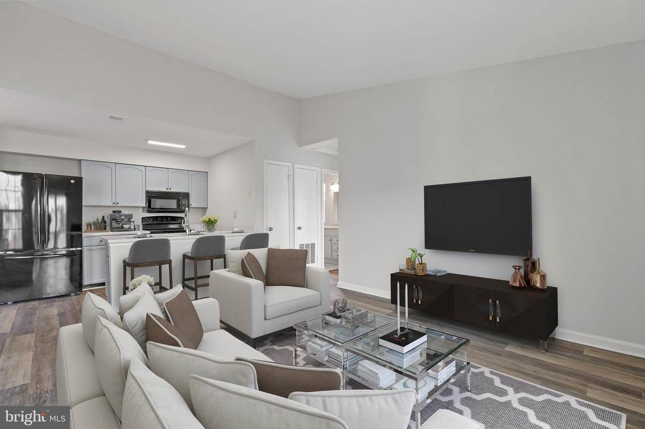8610-D Beekman Place - Photo 1