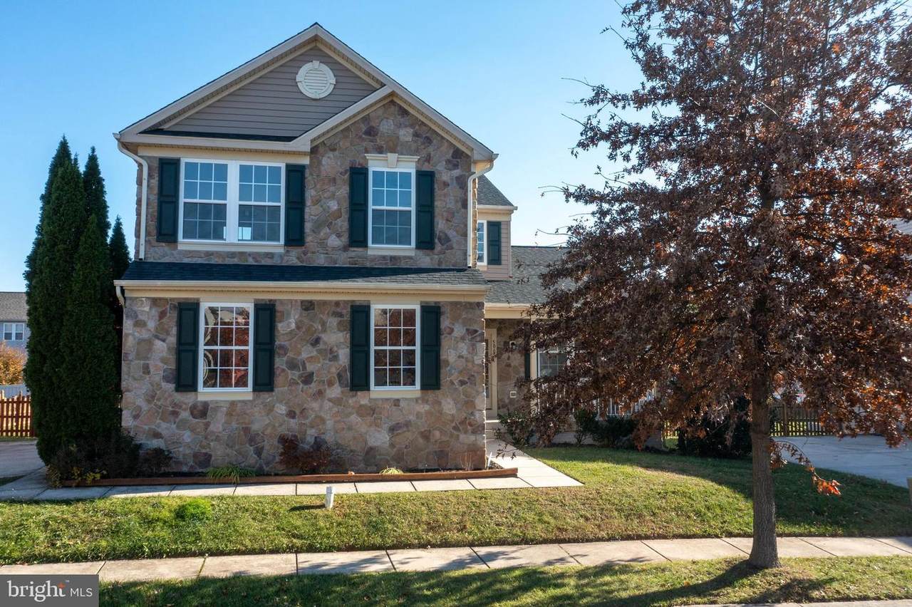 5005 Crest Haven Way - Photo 1