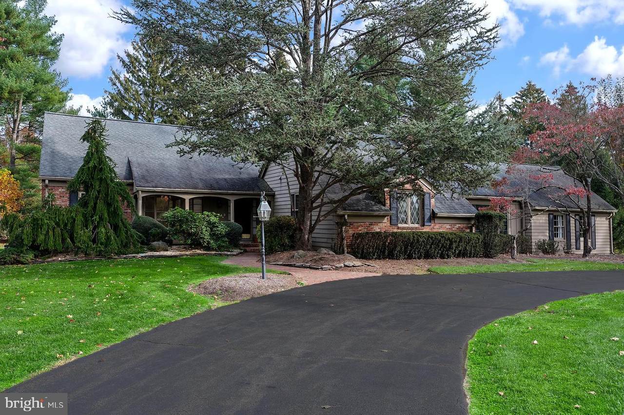 7 Forrest Central Drive - Photo 1