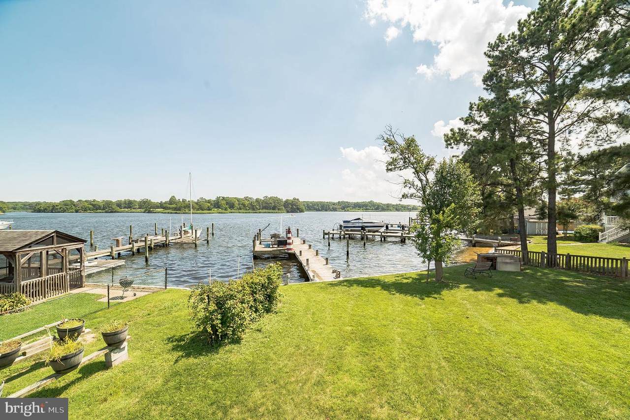 8634 Sandy Plains Road - Photo 1