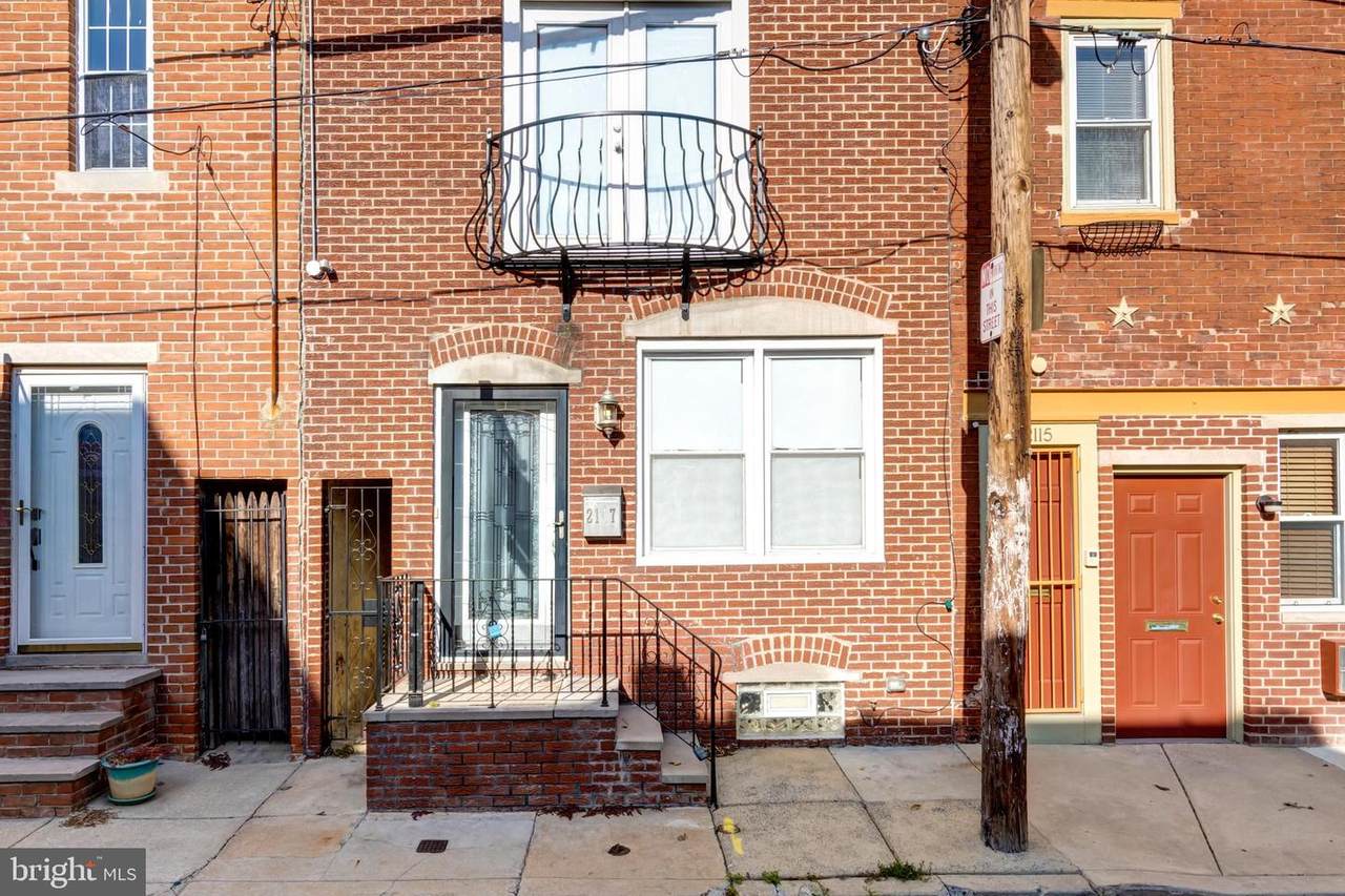 2117 Clymer Street - Photo 1