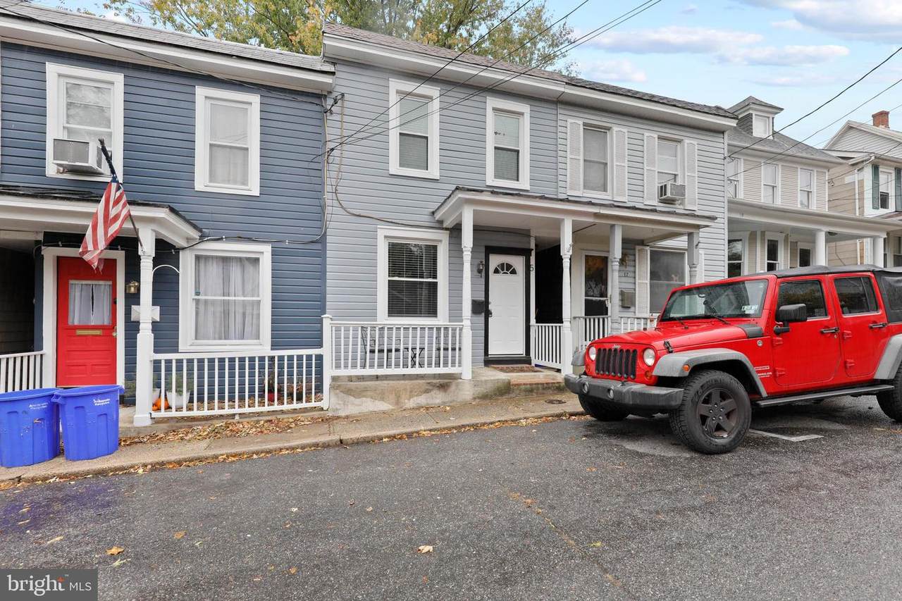 15 Jefferson Place - Photo 1