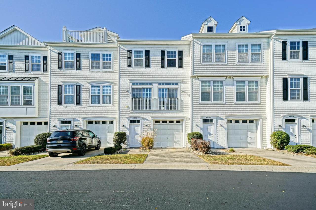 35808 Gloucester Circle - Photo 1