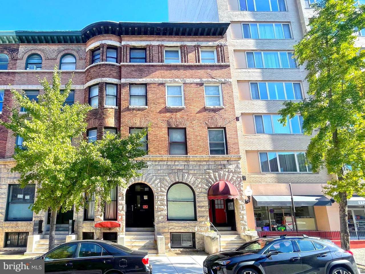 1115 Calvert Street - Photo 1