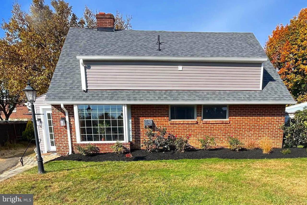 9106 Verree Road - Photo 1
