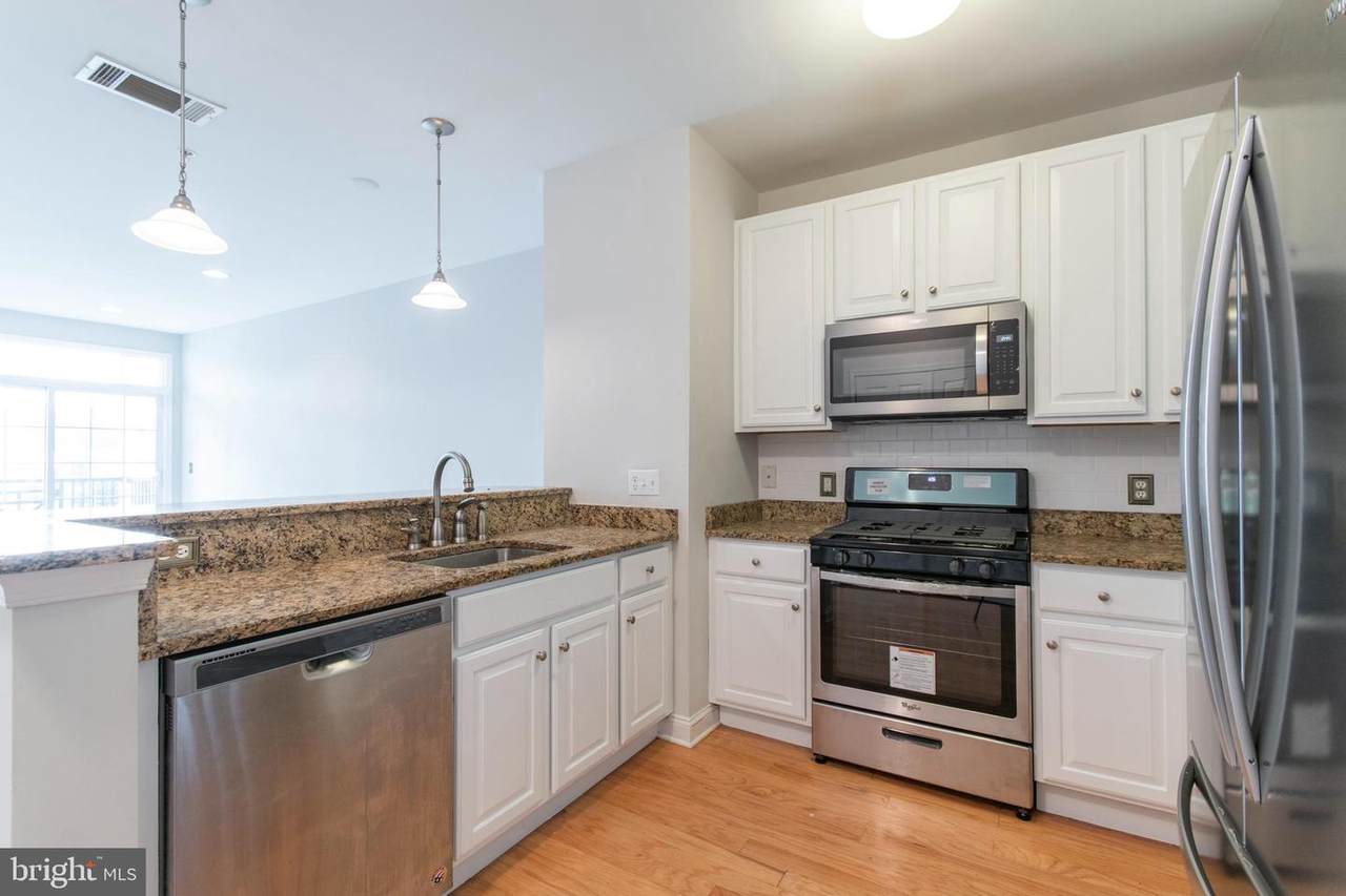 200 Elm Street - Photo 1