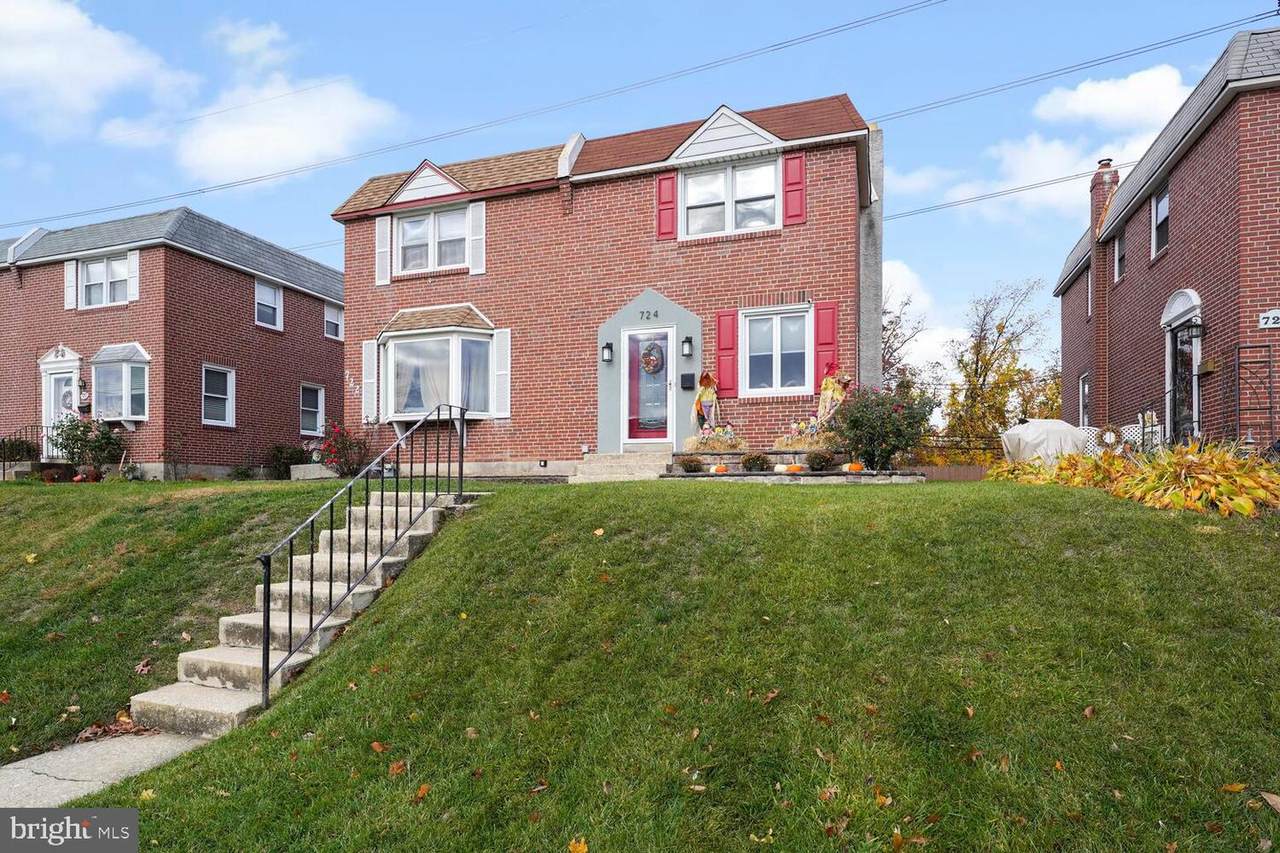 724 Michell Street - Photo 1