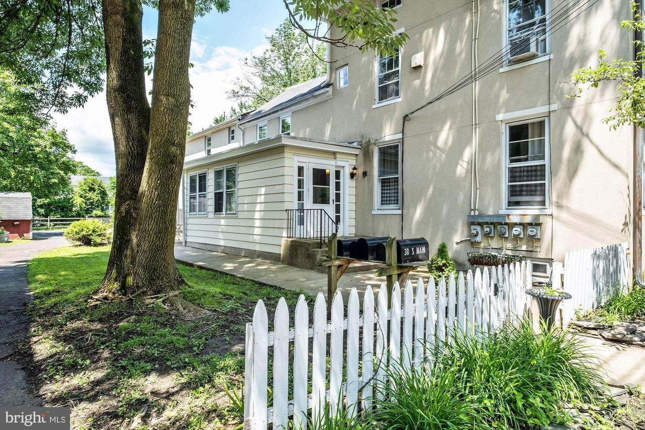 38 Main Street - Photo 1