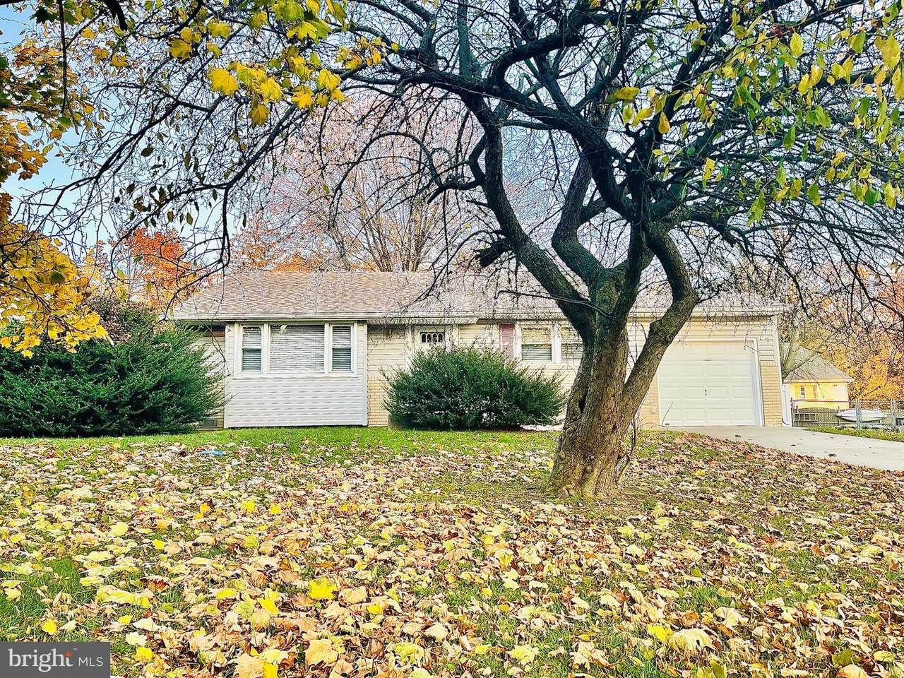 540 Englewood Drive - Photo 1