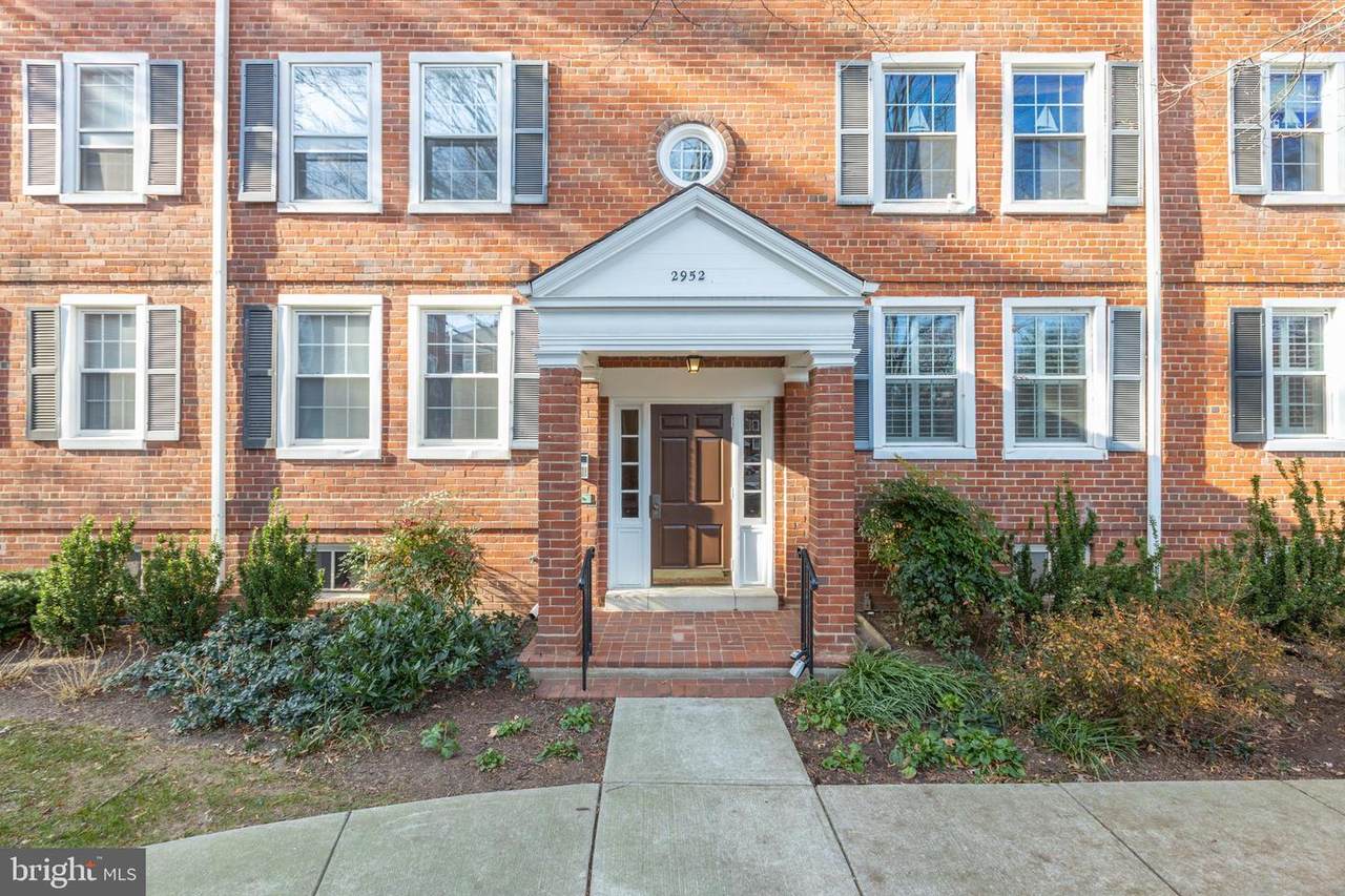 2952 Columbus Street - Photo 1