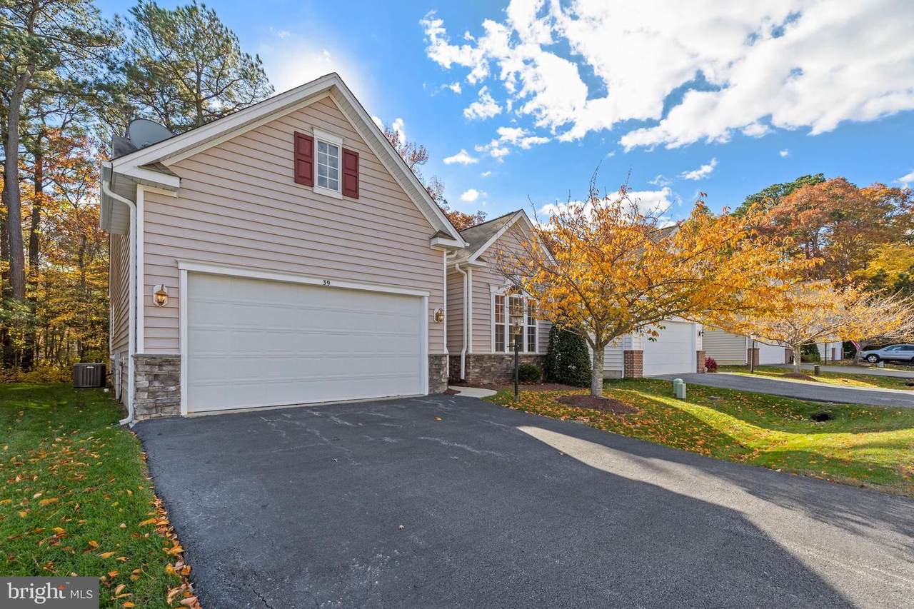 39 Chatham Court - Photo 1