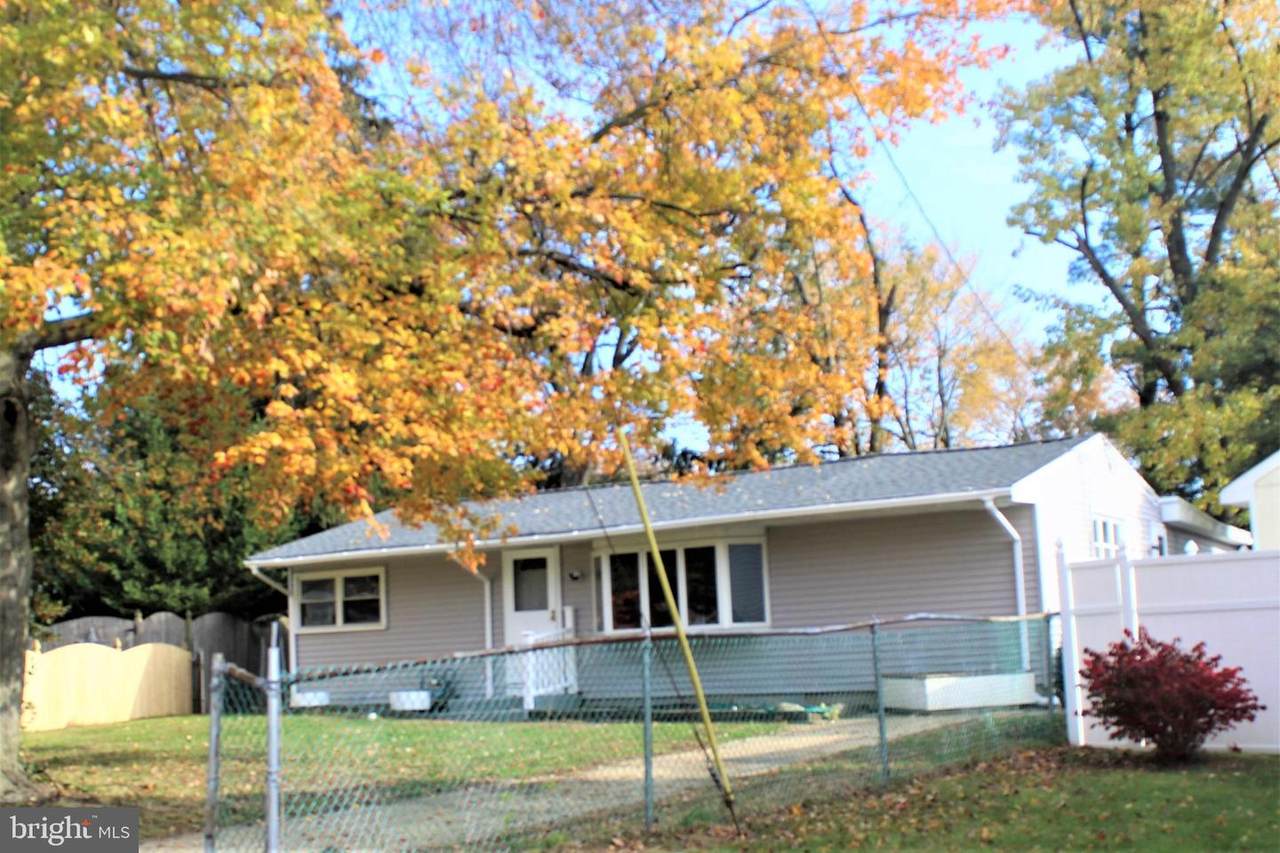 15 Devon Court - Photo 1