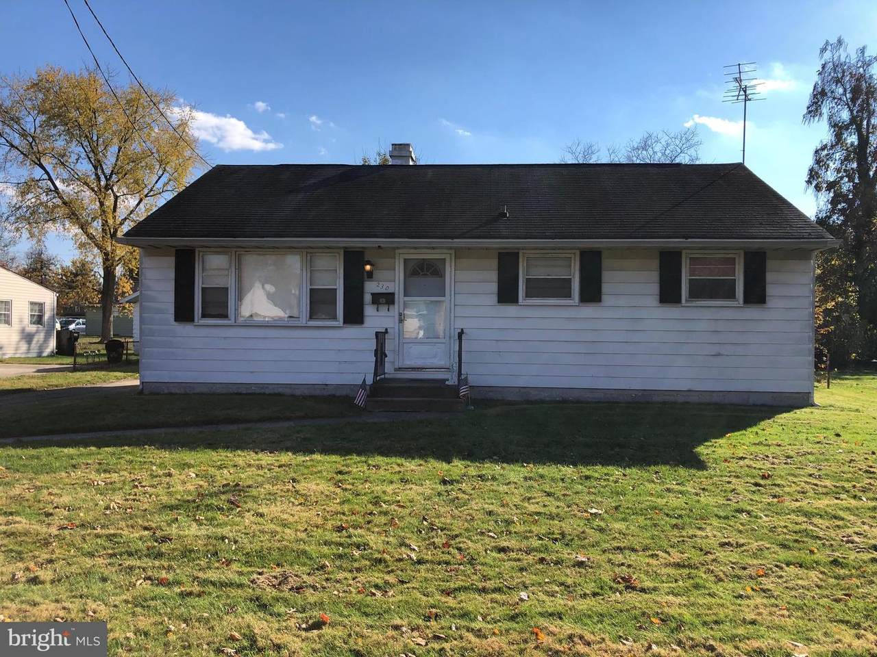 230 Grand Avenue - Photo 1