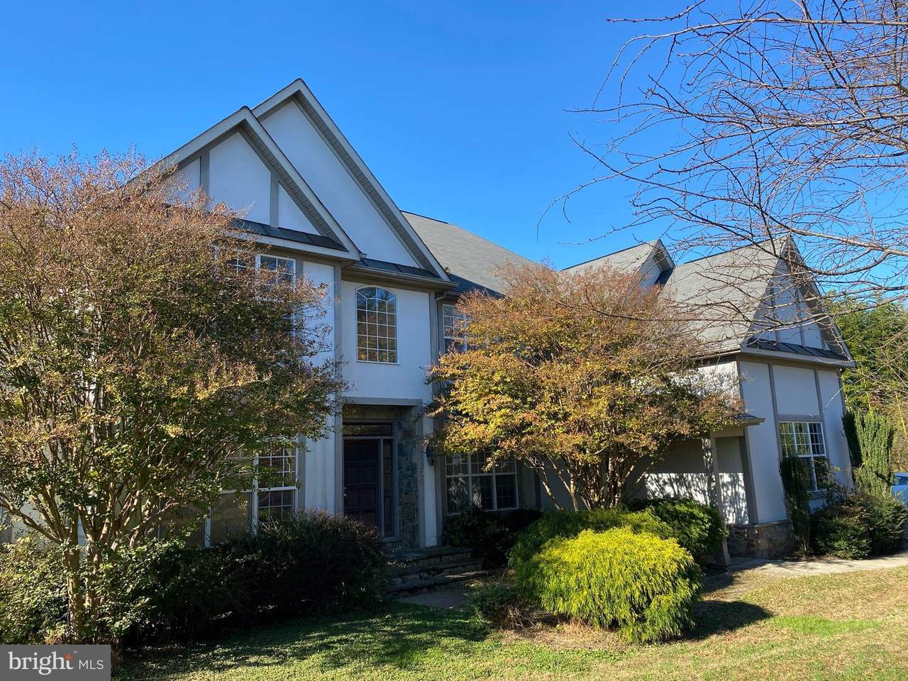 14209 Seneca - Photo 1