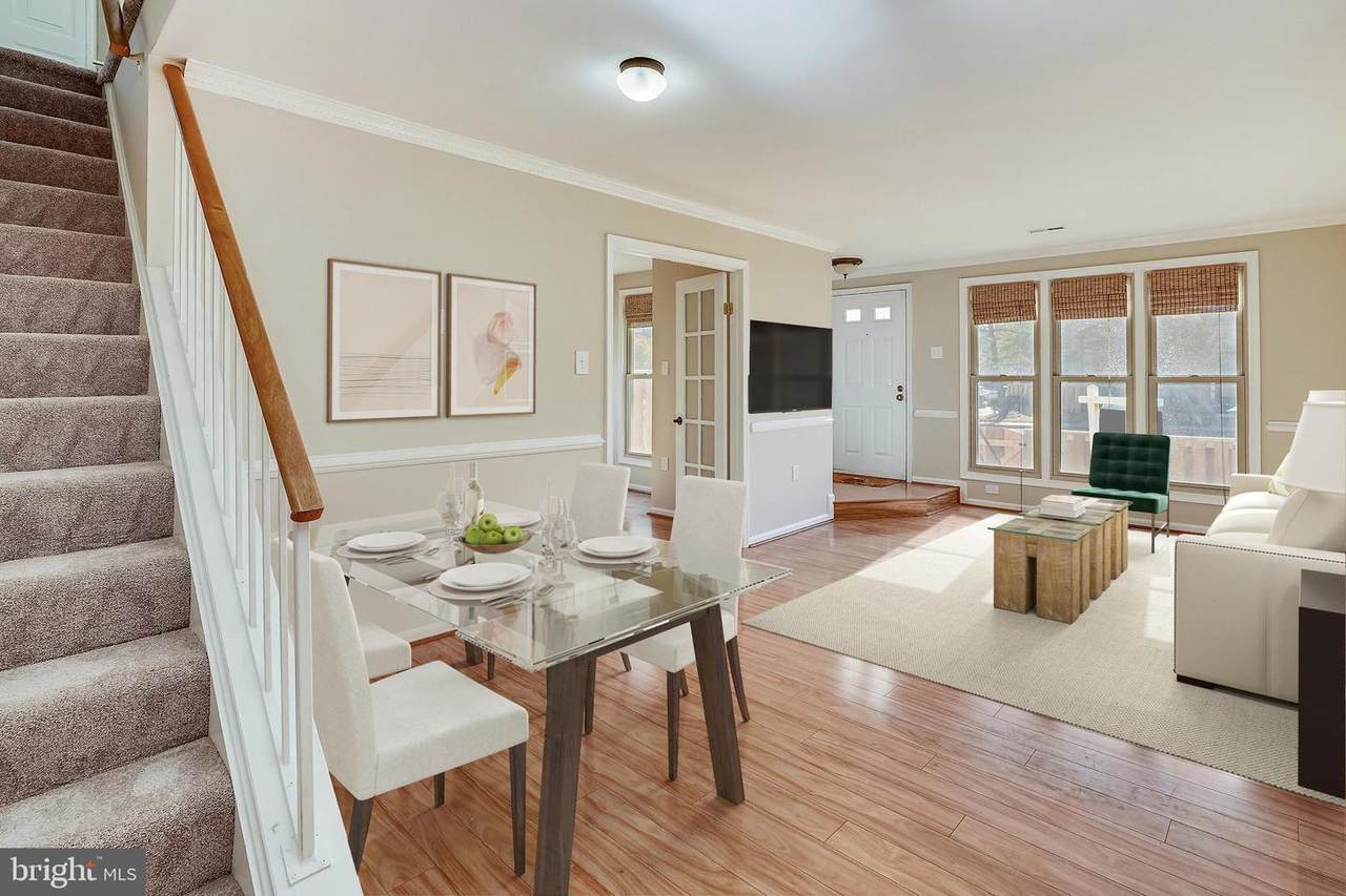 10460 Paradise Court - Photo 1