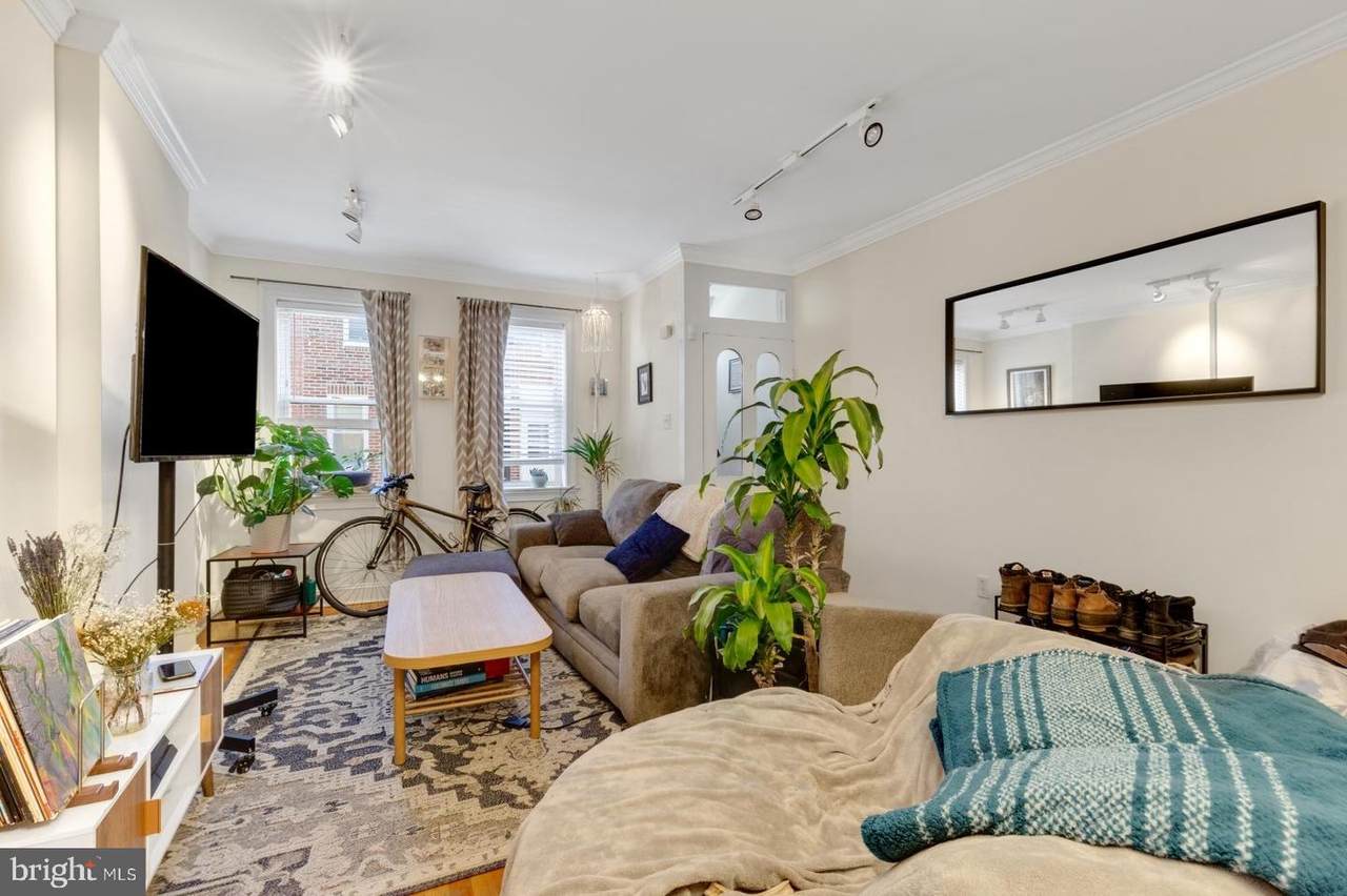 824 Judson Street - Photo 1