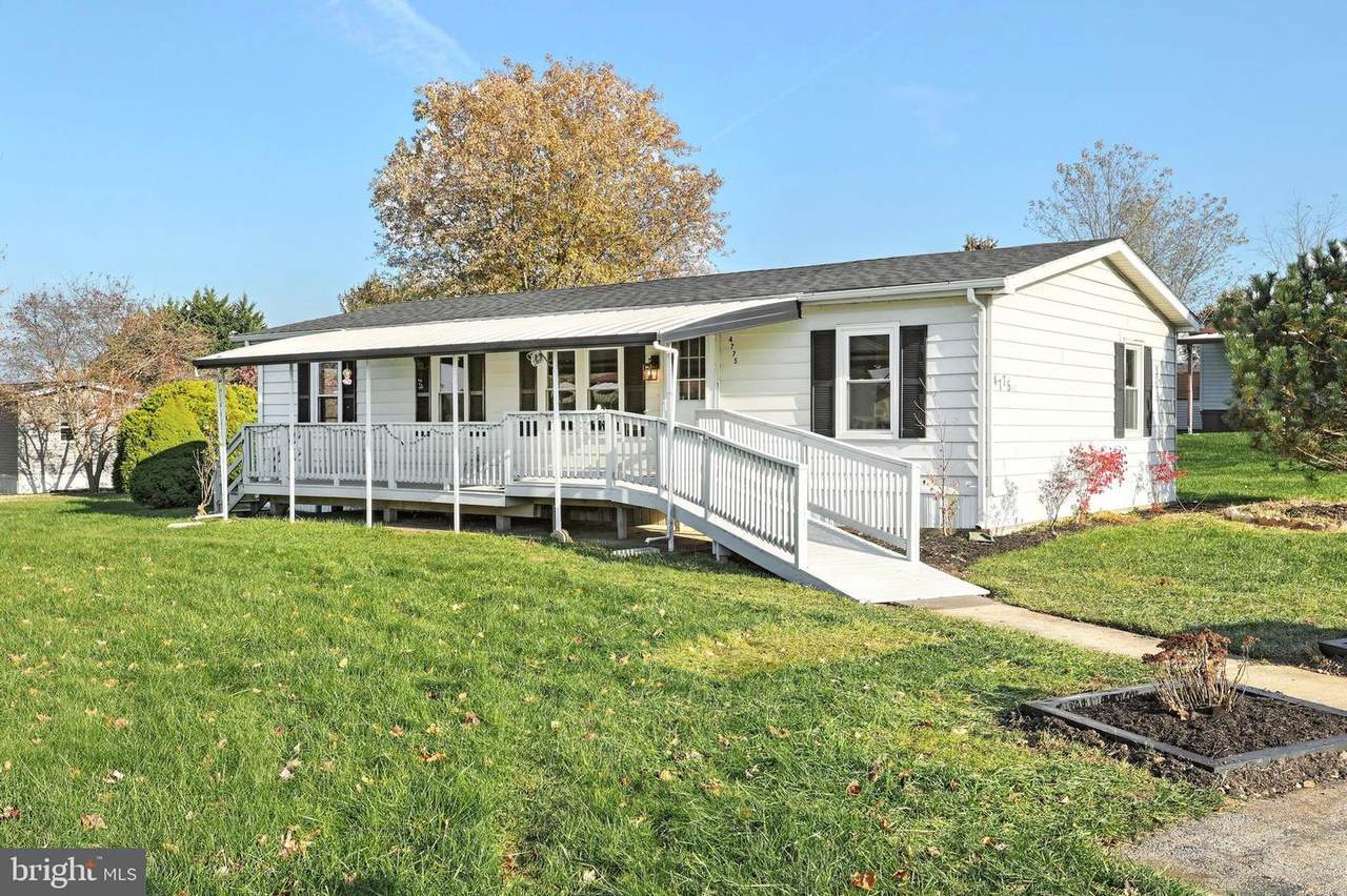 4775 Hikey Street - Photo 1