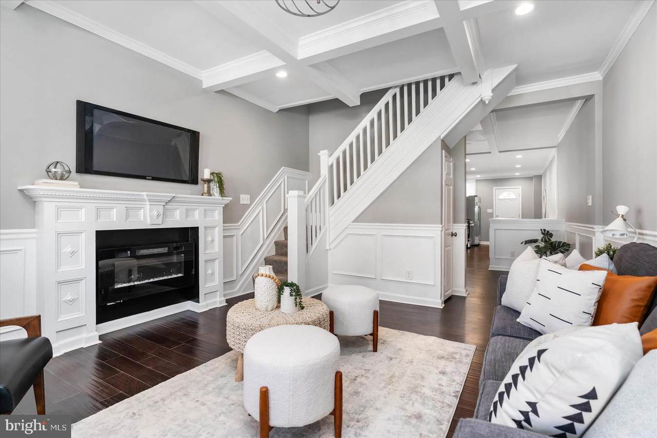 721 Belgian Avenue - Photo 1