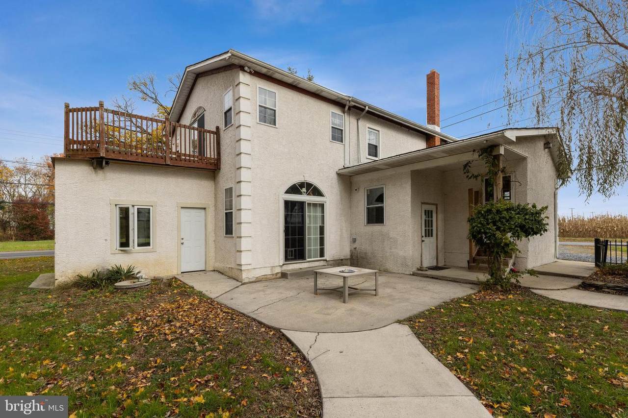 307 Burlington Road - Photo 1