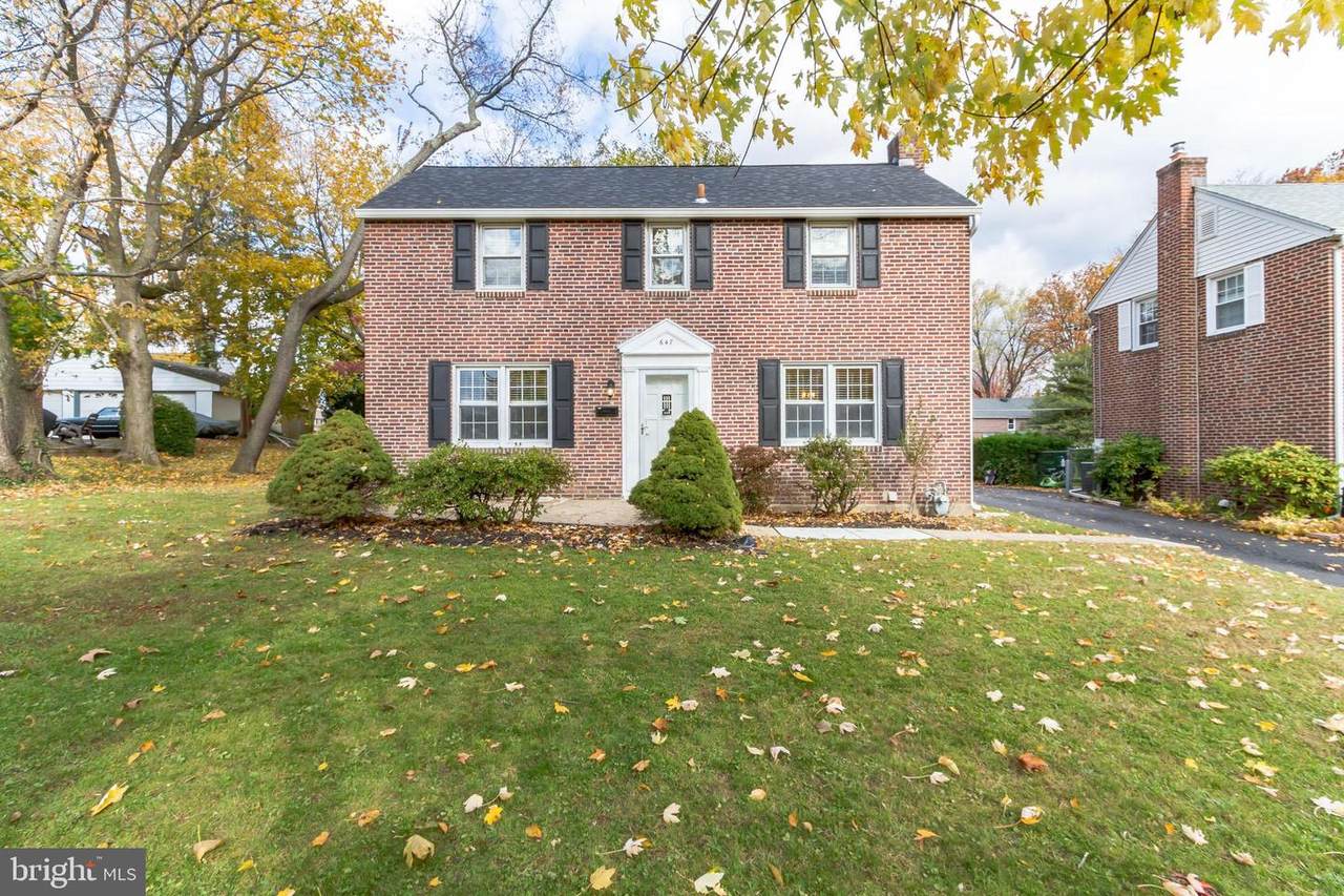 647 Hawarden Road - Photo 1