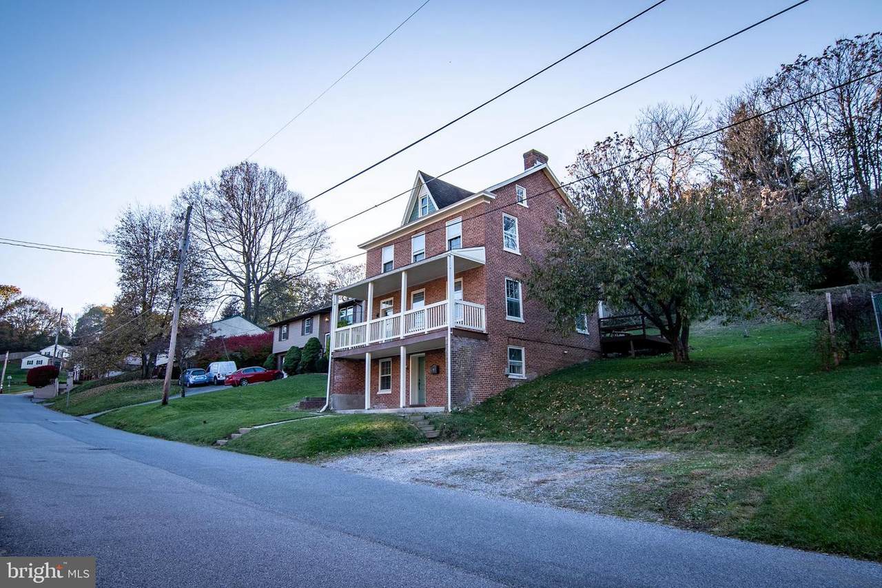 7 Pleasant Street - Photo 1