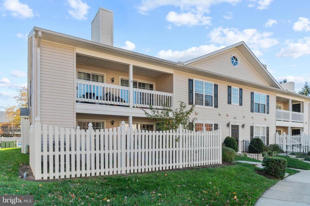 10207-A Ashbrooke Court - Photo 1