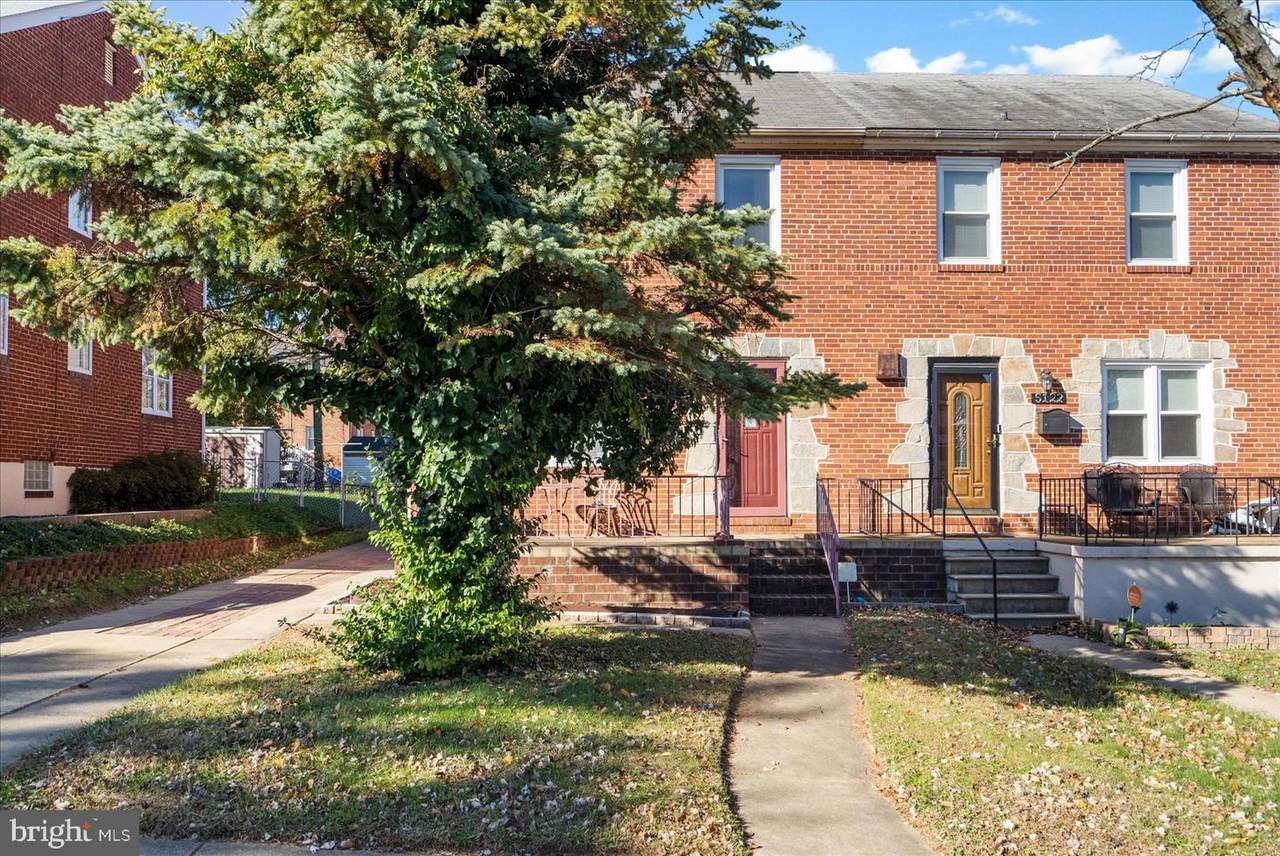 5120 Hillburn Avenue - Photo 1