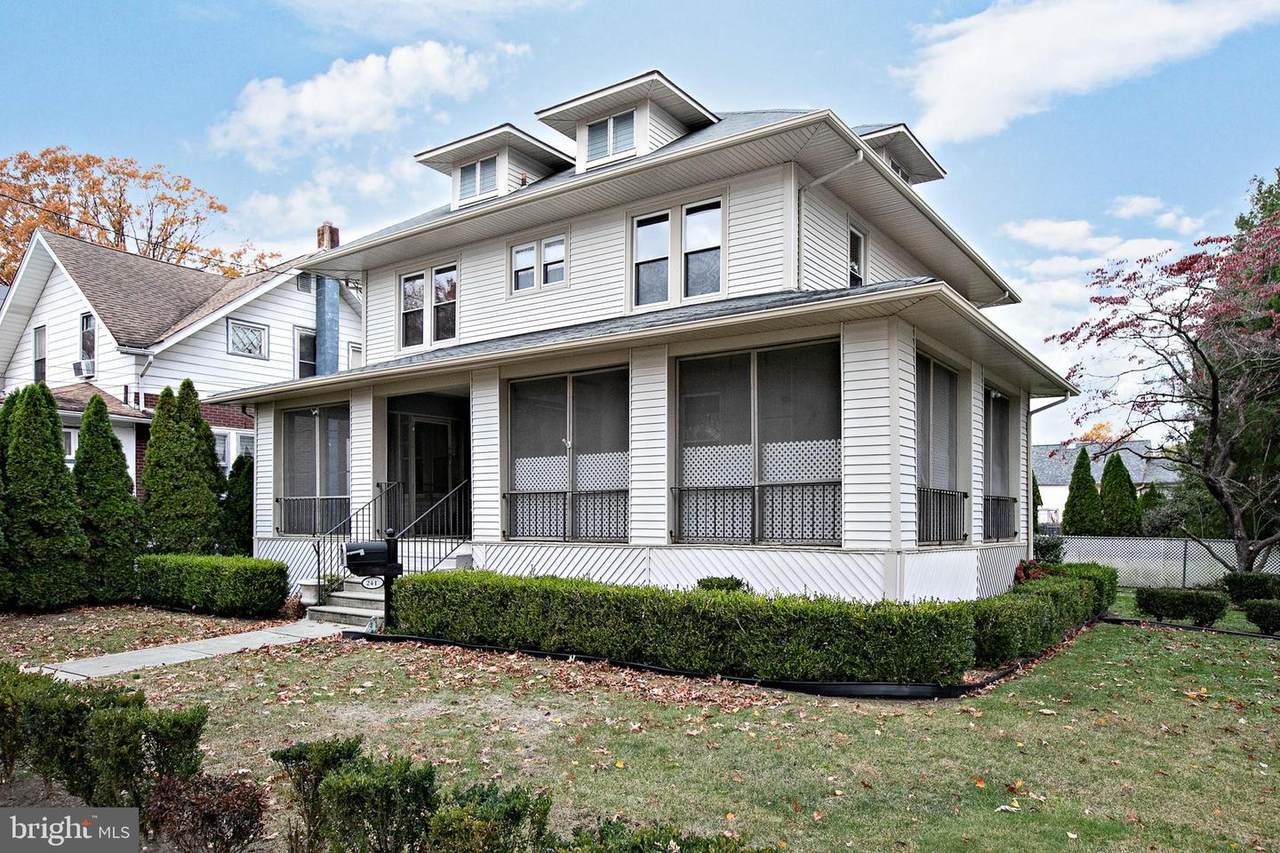 241 Pine Street - Photo 1