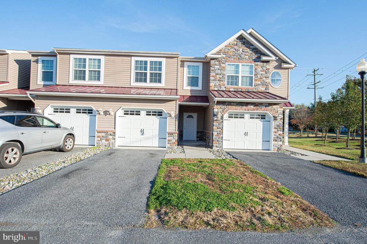439 Parkview Court - Photo 1