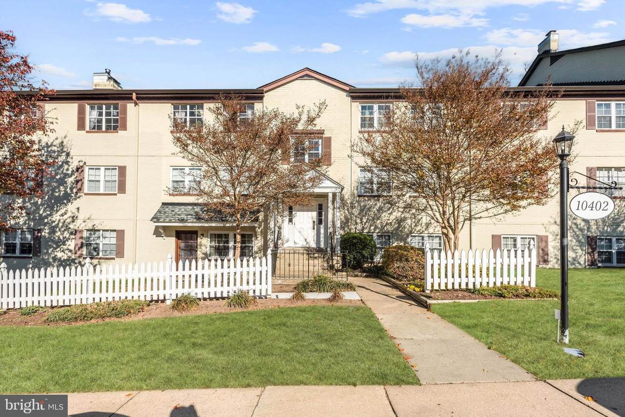 10402 46TH Avenue - Photo 1
