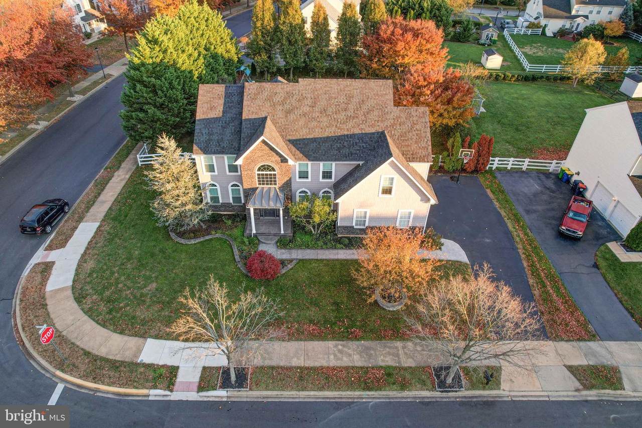 544 Lilac Drive - Photo 1