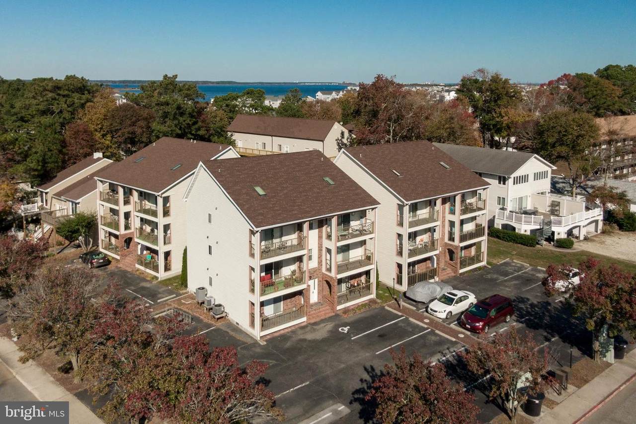 502 142ND Street - Photo 1
