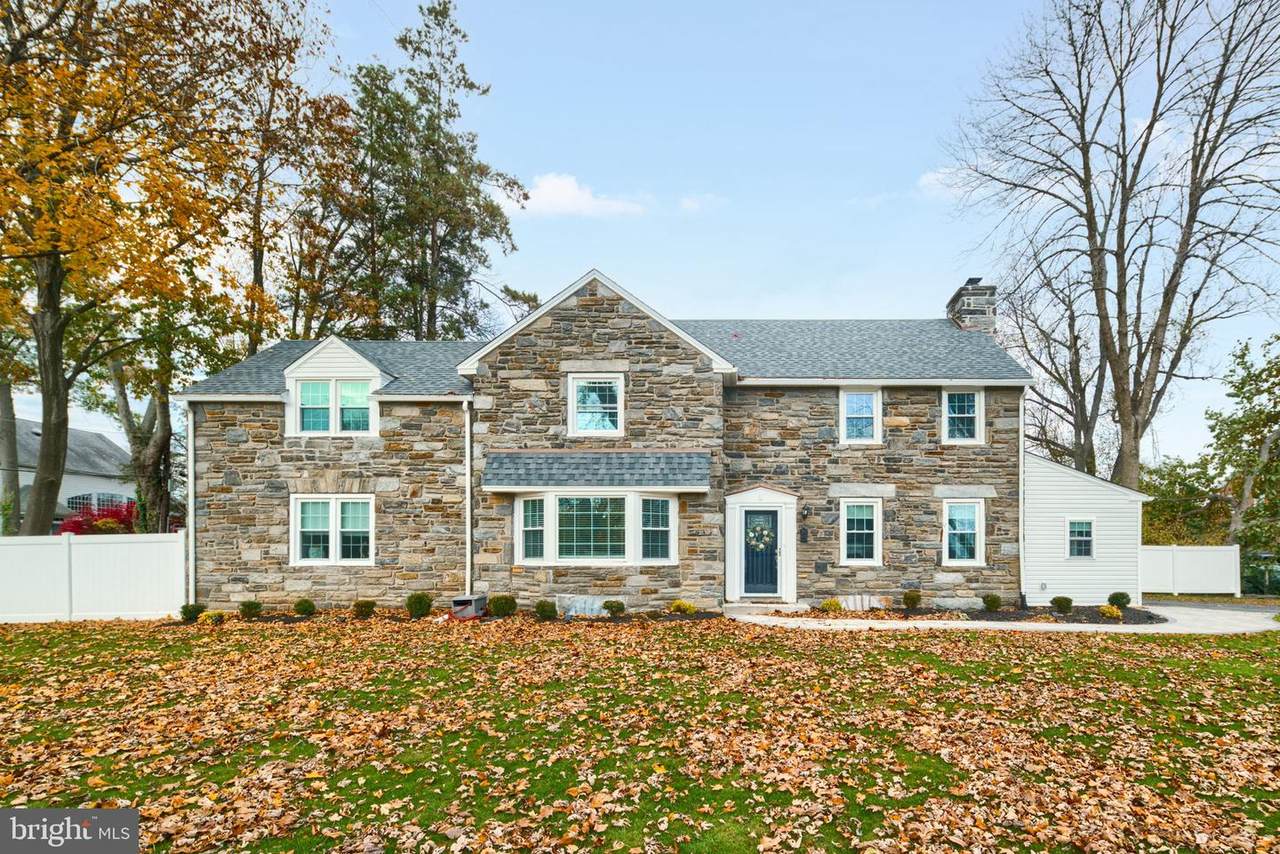 2 Concord Avenue - Photo 1
