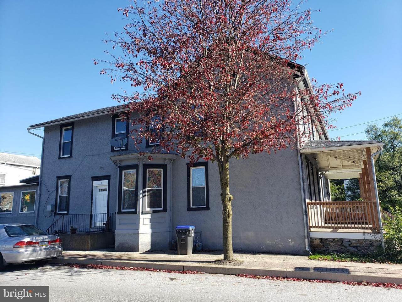 205 Dallas Street - Photo 1