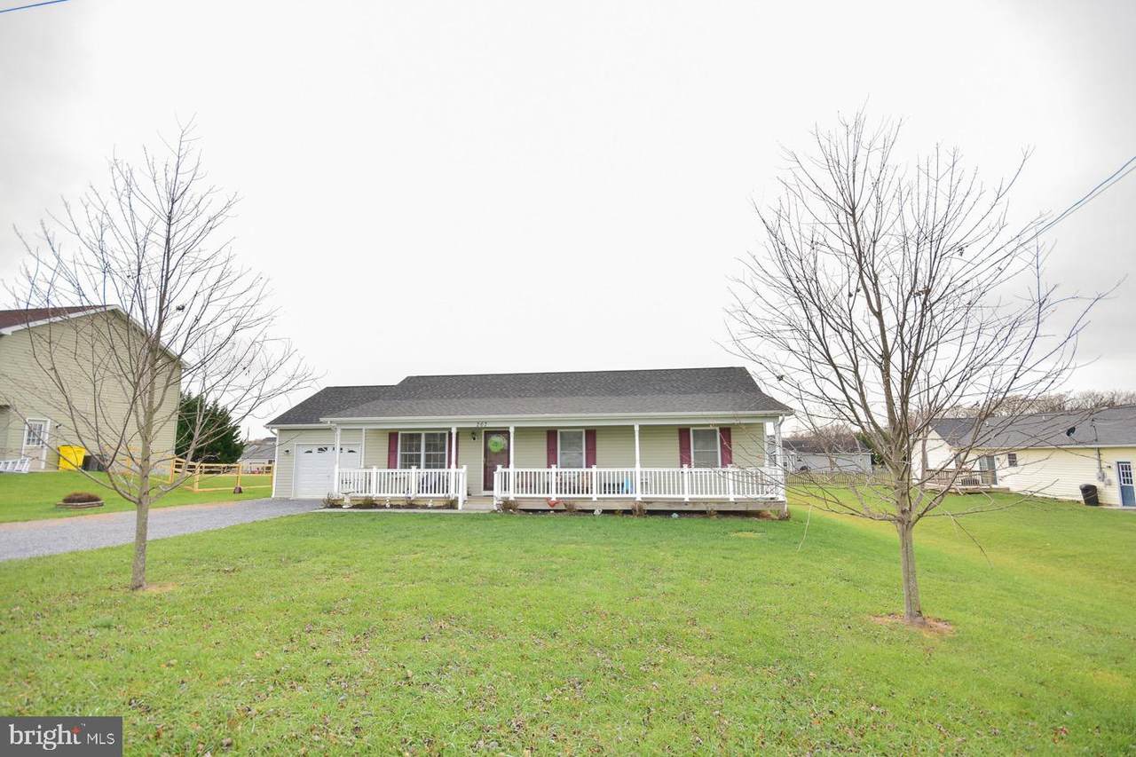 267 Larry Way - Photo 1