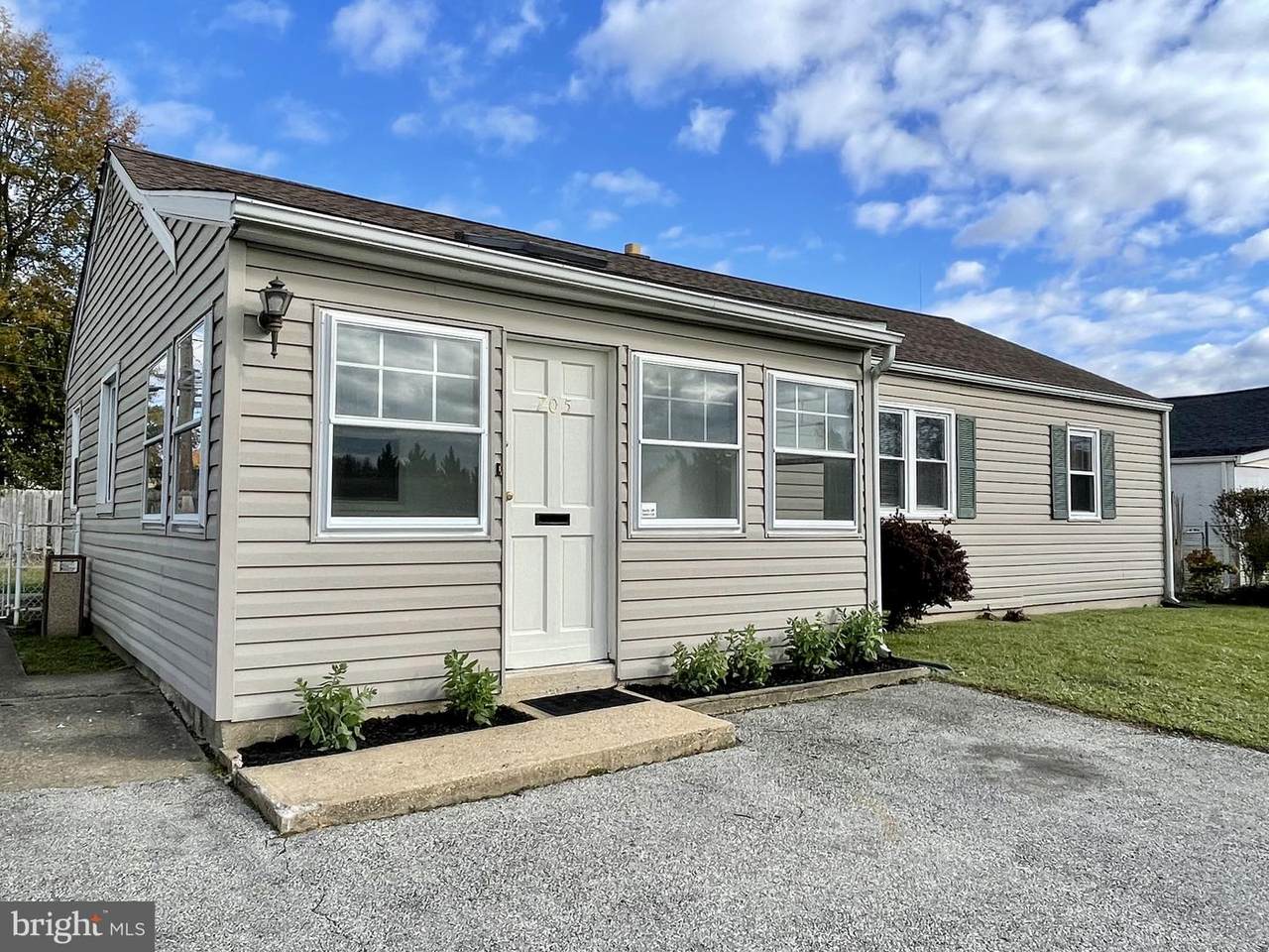705 Newport Gap Pike - Photo 1