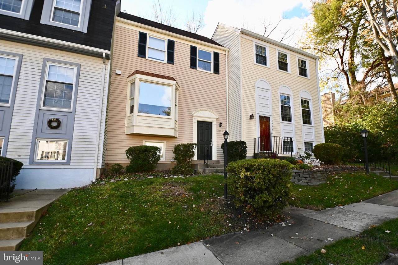 2996 Oakleigh Lane - Photo 1